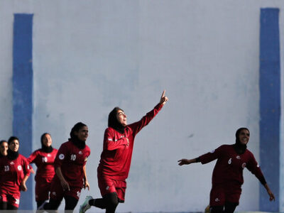 پایان لیگ برتر فوتبال زنان با قهرمانی خاتون بم