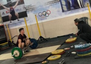 وزنه‌برداران نوجوان مسابقات جهانی را از دست می‌دهند
