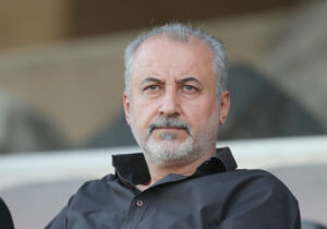 درویش تکلیف بیرانوند را یکسره کرد فوتبال ایران بی در و پیکر شده اما نه در پرسپولیس!