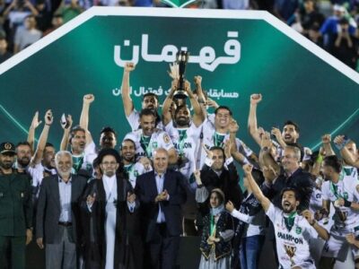 قدرت‌نمایی در فوتبال ایران با جام و فریاد