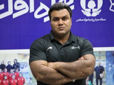 نادری مربی تیم‌ملی وزنه‌برداری شد