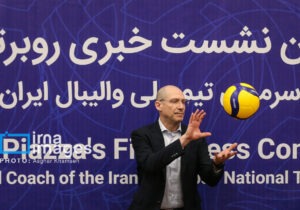 پیاتزا و توتولو، پنجشنبه در تهران