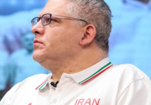 مانولوپولوس در ایسنا: برای تغییر فرهنگ بسکتبال ایران آمده‌ام