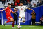 فلسطین با فوتبال، کودکان آواره را خوشحال می‌کند