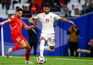 فلسطین با فوتبال، کودکان آواره را خوشحال می‌کند