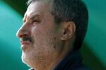 در بازی با سپاهان پول خرج می‌کنند تا به مدیران و مربیان پرسپولیس بد و بیراه بگویند