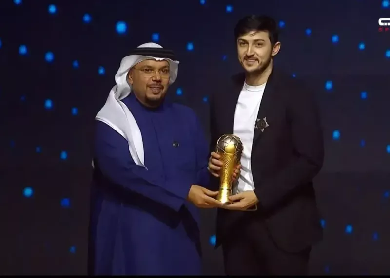 سردار آزمون برنده توپ طلا امارات