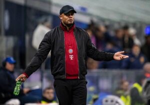 کمپانی از تیمش نمایشی «کامل» را میطلبد