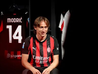 مودریچ تا ۲۰۲۷ در میلان