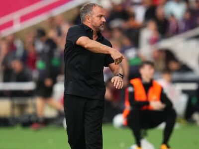 فلیک: این فوتبال است