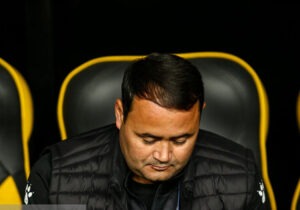 سرمربی آخال: سپاهان باید از تیم داوری ممنون باشد