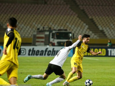 سپاهان در آخرین ثانیه از شکست برابر آخال فرار کرد