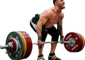 جنگ اعراب برای خریدن اعجوبه وزنه‌برداری دنیا!