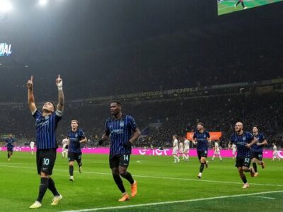 اینتر با شکست لاتزیو صدرنشین شد