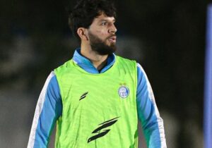 حضور ماشاریپوف در تمرینات گروهی استقلال