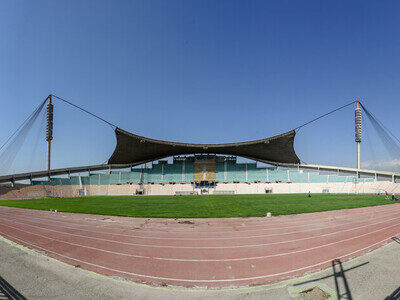 آغاز تعویض چمن از بهمن