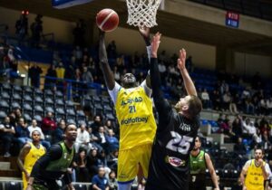 نبرد تیم آماده هفته دهم لیگ برتر بسکتبال با پیروز بازگشته از بحران