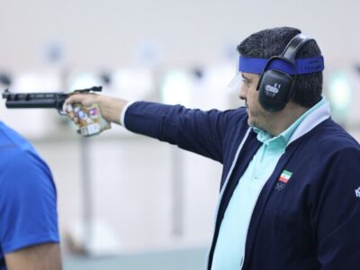 فروغی: گرانی ارز همه را درگیر کرده