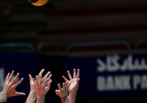 با پول یک نفر، ۲۰ والیبالیست گرفتیم