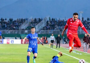 آشورماتوف به دفاع استقلال شخصیت داده است