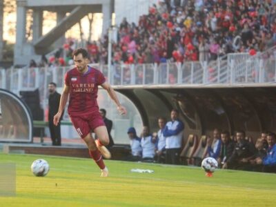 تساوی صدرنشین لیگ یک برابر هوادار