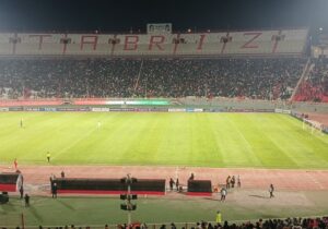 حضور پرشور تراکتوری‌ها در شب سرد تبریز