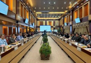 اتهام مهندسی، پولپاشی و غیرقانونی بودن انتخابات فدراسیون دانشگاهی