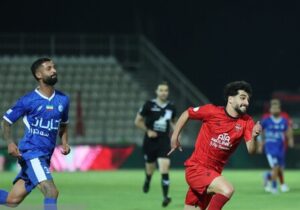 میزبانی استقلال از تراکتور در یزد