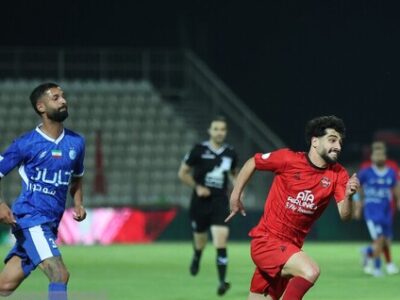 میزبانی استقلال از تراکتور در یزد