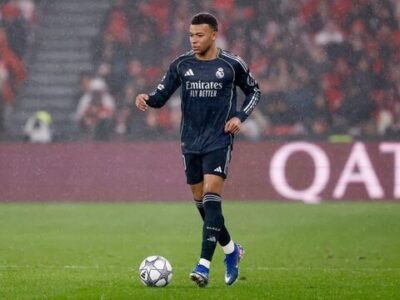 اعتراف تلخ امباپه: کاملا مستحق این شکست بودیم