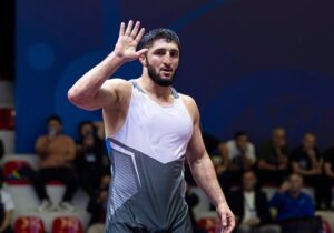 واکنش اتحادیه جهانی کشتی به بازگشت تانک روس به میادین