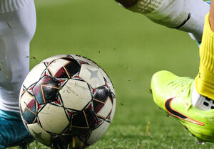 کامبک طلایی در نقش‌جهان