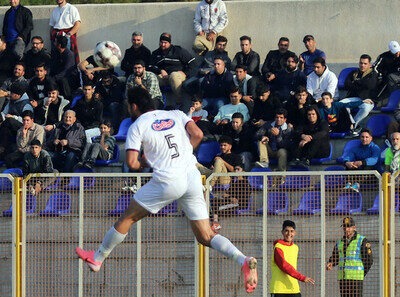 5 تساوی در آغاز هفته بیستم لیگ یک