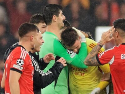 به وجد آمدن آقای خاص از حرکت سنگربان رئال