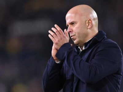 ادعای اشلوت: لیورپول همان تیم قدرتمند فصل قبل است