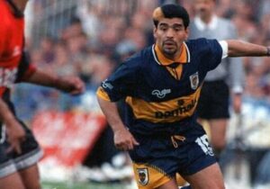 ستاره‌هایی که در آمریکای جنوبی به فوتبالشان پایان دادند