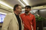 زنوزی: بازیکنان تراکتور مانند سربازان وطن با تمام توان بازی کنند