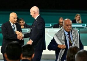 رئیس فوتبال فلسطین با اسرائیل دست نداد