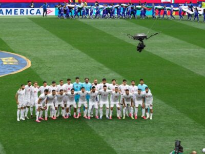 چرا با تیم ایران آن رفتارها را کردید؟