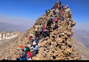 صعود به عَلم‌کوه از مسیر «گرده آلمان‌ها» امکان‌پذیر شد؟