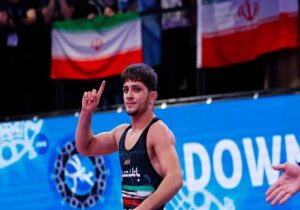 گزارش اتحادیه جهانی کشتی از تنها طلایی ایران