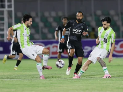 کامبک نافرجام لرتبارها در شب جنونآمیز خرم آباد