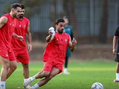اوستون اورونوف در آستانه جدایی از پرسپولیس