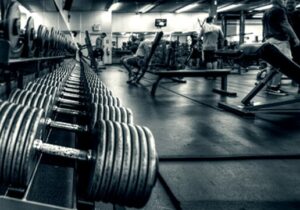 تیغ دو لبه؛ هوش مصنوعی یا مربی واقعی؟